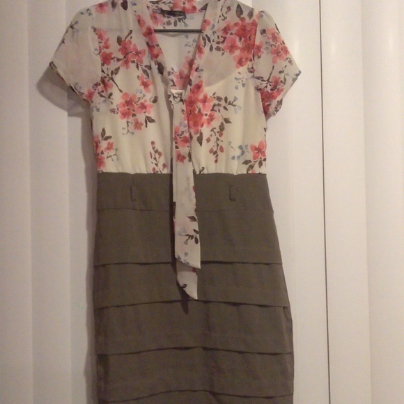 Maurices Business Shirt and Skirt connected - Picture 1 of 4